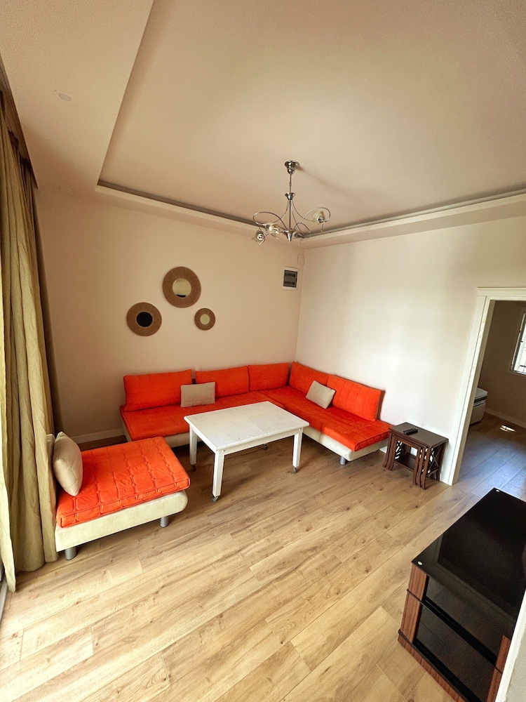 Loca Centre Suites