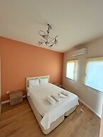 Loca Centre Suites