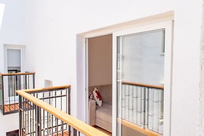 Loca Centre Suites