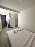 Loca Centre Suites