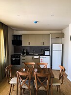 Loca Centre Suites