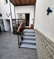Loca Centre Suites