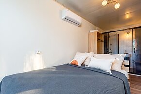 Anda Beach Bistro & Rooms