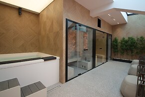 The Crown Boutique Hotel & SPA