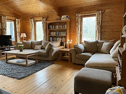 Valley Lodge