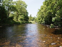 Valley Lodge