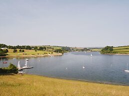 Valley Lodge