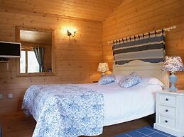 Valley Lodge
