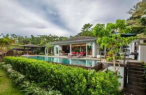 Luxury 3BR Kahuripan Villa