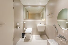 Asherah Villard Aqua Business Hotel