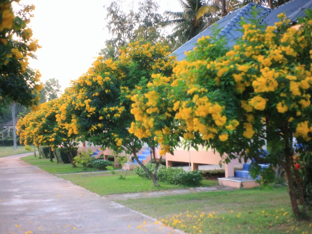 Thungwua laen resort