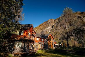 Hotel Roca Negra