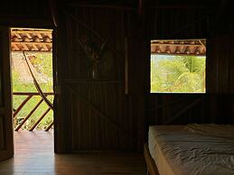 Don Jons Lodge -Surf & Yoga