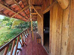 Don Jons Lodge -Surf & Yoga