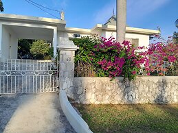Villa Chinnor