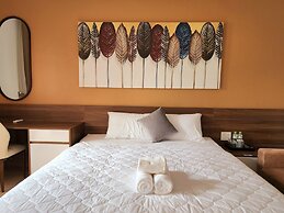 VALENTINO HOMESTAY