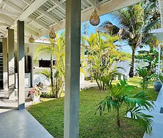 The White House Villa