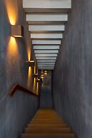 Great Located Spacious Loft W/amazing Rooftop Pool