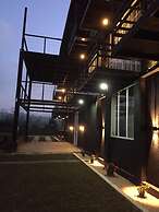 The Cozy castle