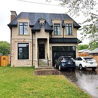 Brand New Walk Out Bsmt Apt Near Beach