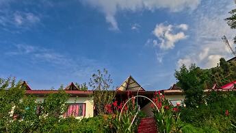 Haut Monde King's Paradise Resort