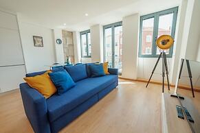 Modern Stylish Apartment I by Vacationy