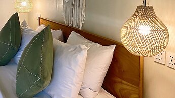 White Penny Hostel