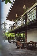 White Penny Hostel