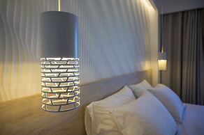 Mythos Suites Hotel