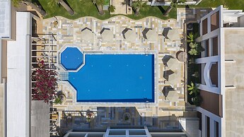 Mythos Suites Hotel
