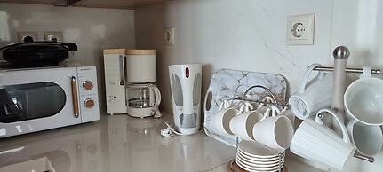 ALONI cottage