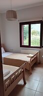 ALONI cottage
