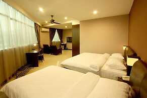 Capital O Rail Hotel