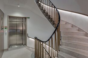 Hotel Acta the Clover
