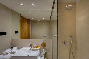 Hotel Acta the Clover