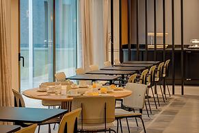 Hotel Acta the Clover
