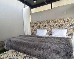 Zihin With Forest View - Cloud Nine And a Half