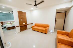 Hotel Heraa International