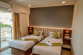 Hotel Heraa International