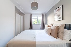 Modern Apartment in Walthamstow