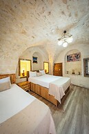 Karagül Otel