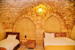 Karagül Otel