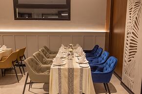 Skyline Hotel & suites