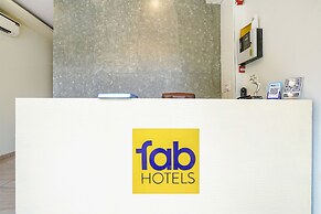 FabHotel Cozy Inn
