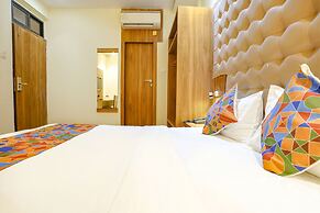 FabHotel Cozy Inn