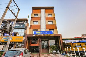 Fabhotel Frolic