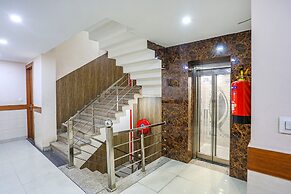 Fabhotel Frolic