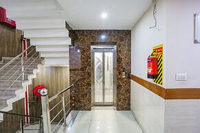 Fabhotel Frolic