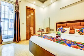 Fabhotel Floyd