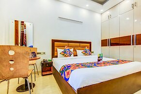 Fabhotel Floyd